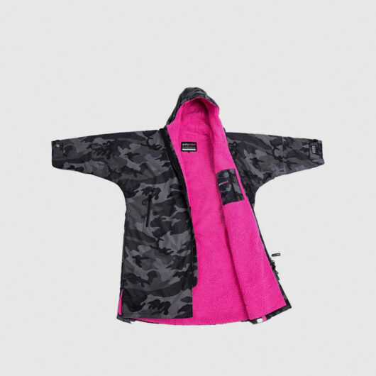 Dryrobe Advance Long Sleeved Special Edition Dryrobe - Black Camo/Pink - S